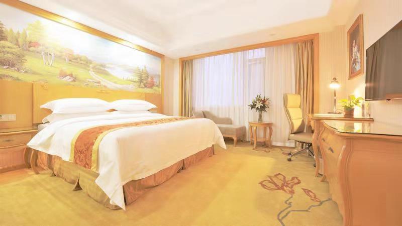 Venus International Hotel Nanhui Zewnętrze zdjęcie